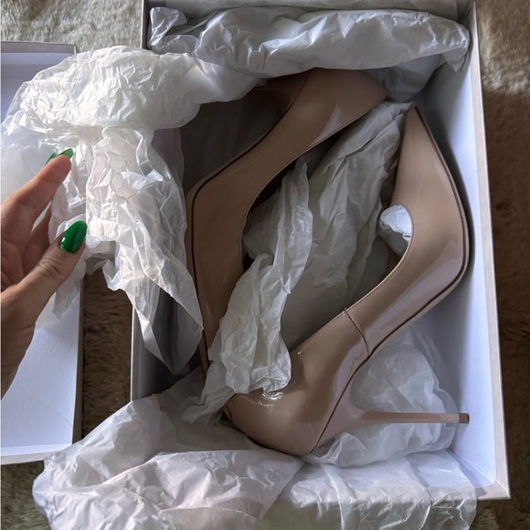 Jimmy Choo Abel nude stilettos - Picture 3 of 14